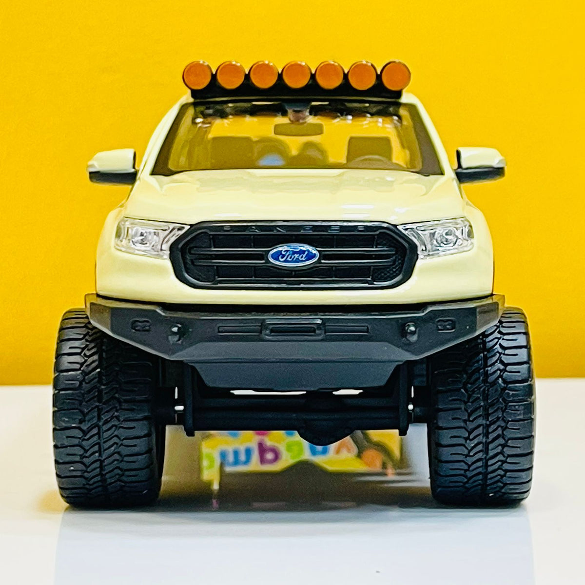 Maisto 1:27 Diecast 2019 Ford Ranger Lariat FX4 Pickup Truck