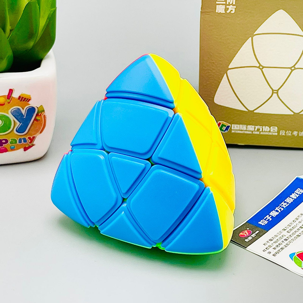 Zongzi Triangular 3x3 Speed Cube