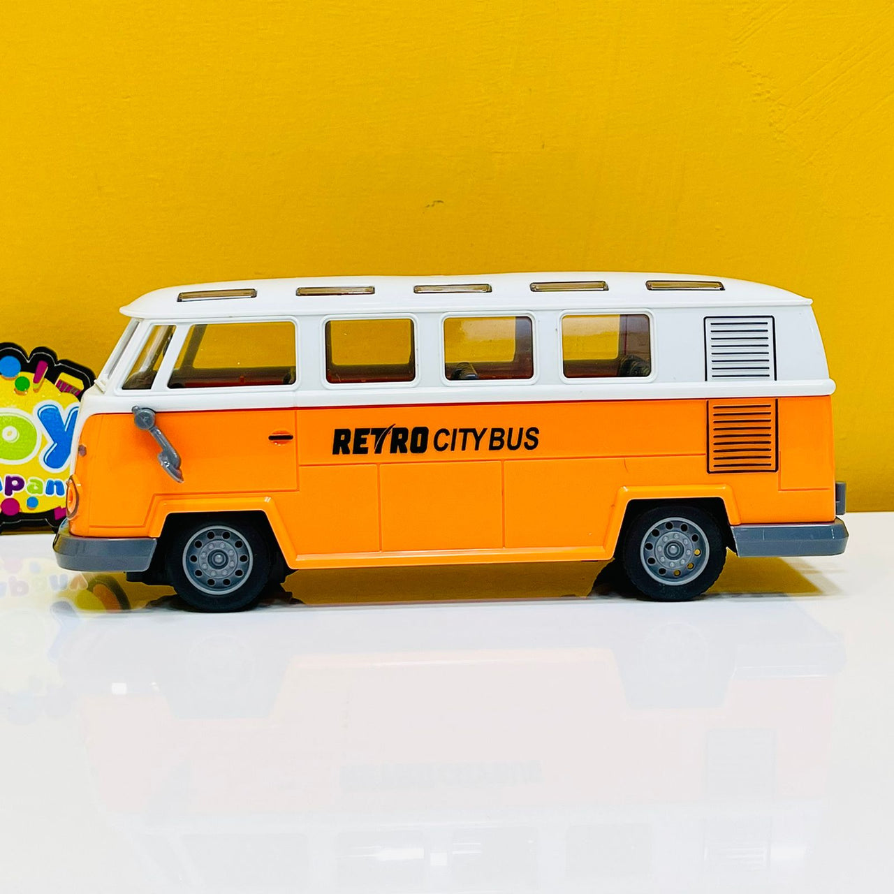Rechargeable Classic Remote Control Bus Toy