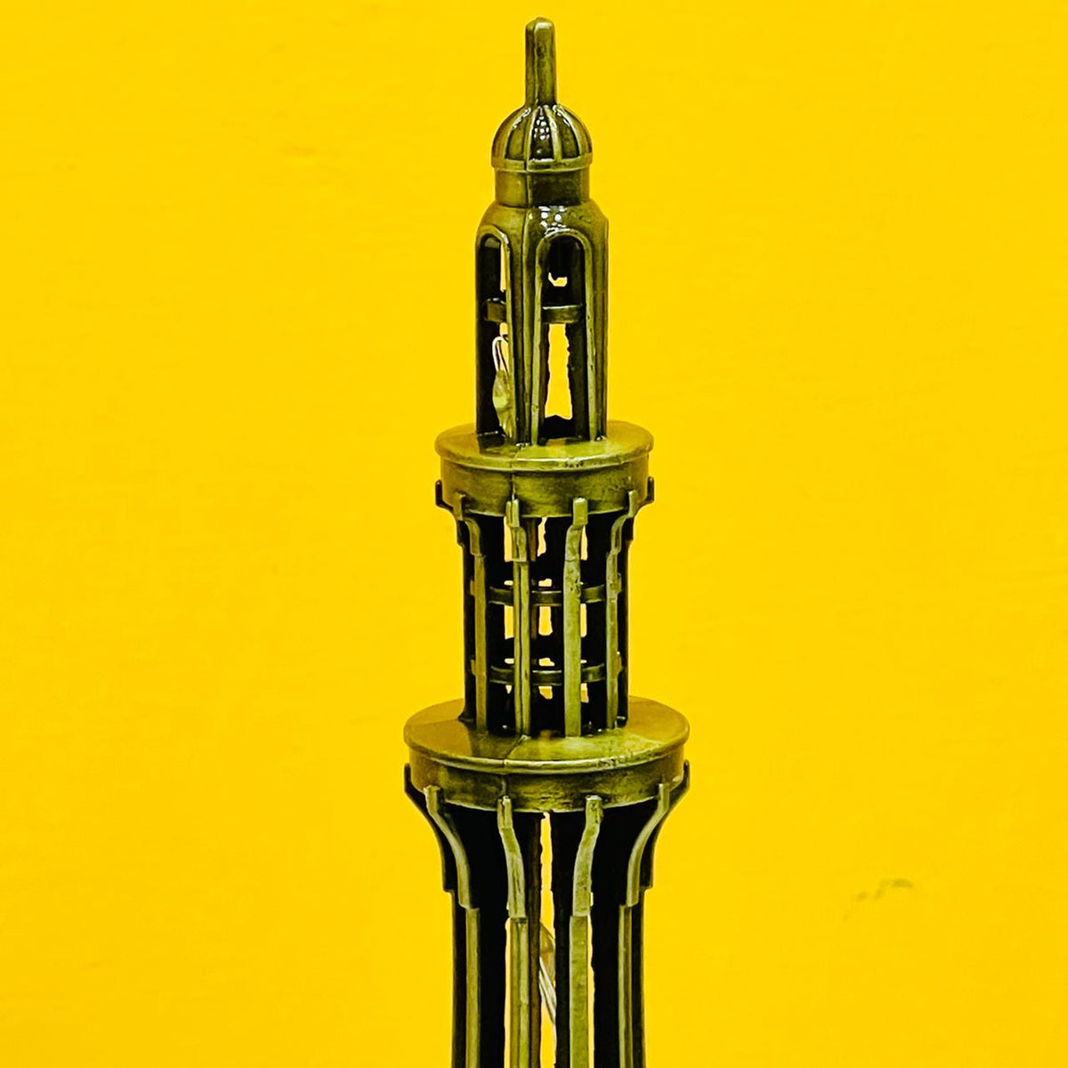 Premium Minar-e-Pakistan Metal Souvenir - Large