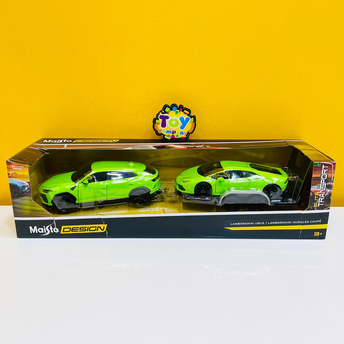 Maisto 1:24 Lamborghini Urus with Lamborghini Huracan on Trailer