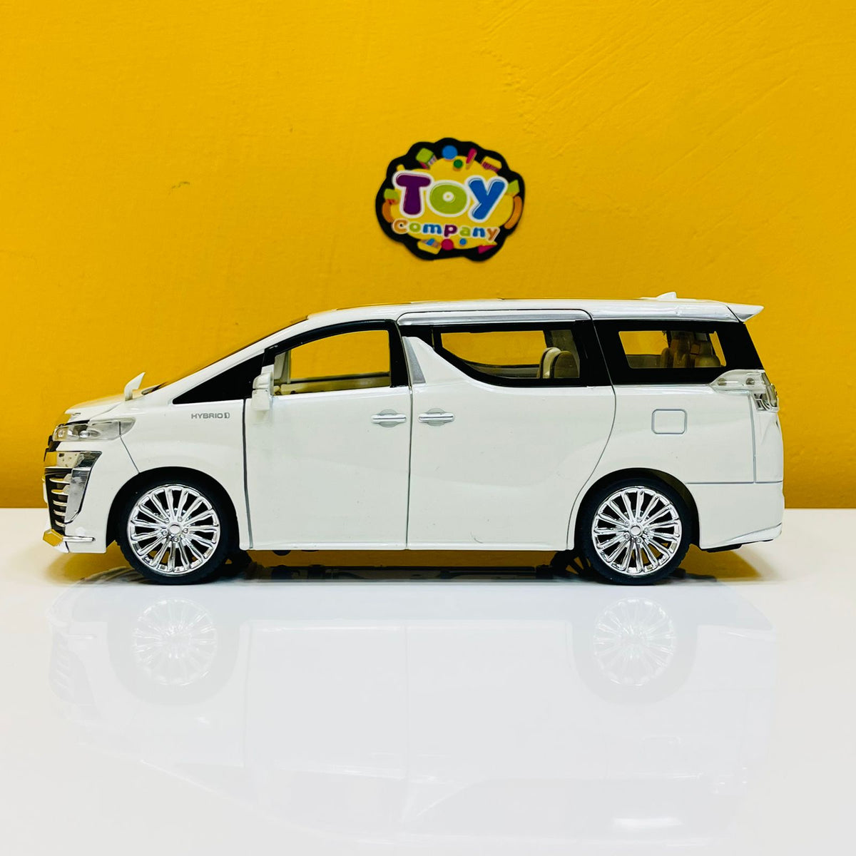 1:24 Diecast Toyota Velfire MPV Van