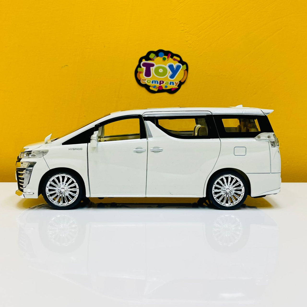 1:24 Diecast Toyota Velfire MPV Van