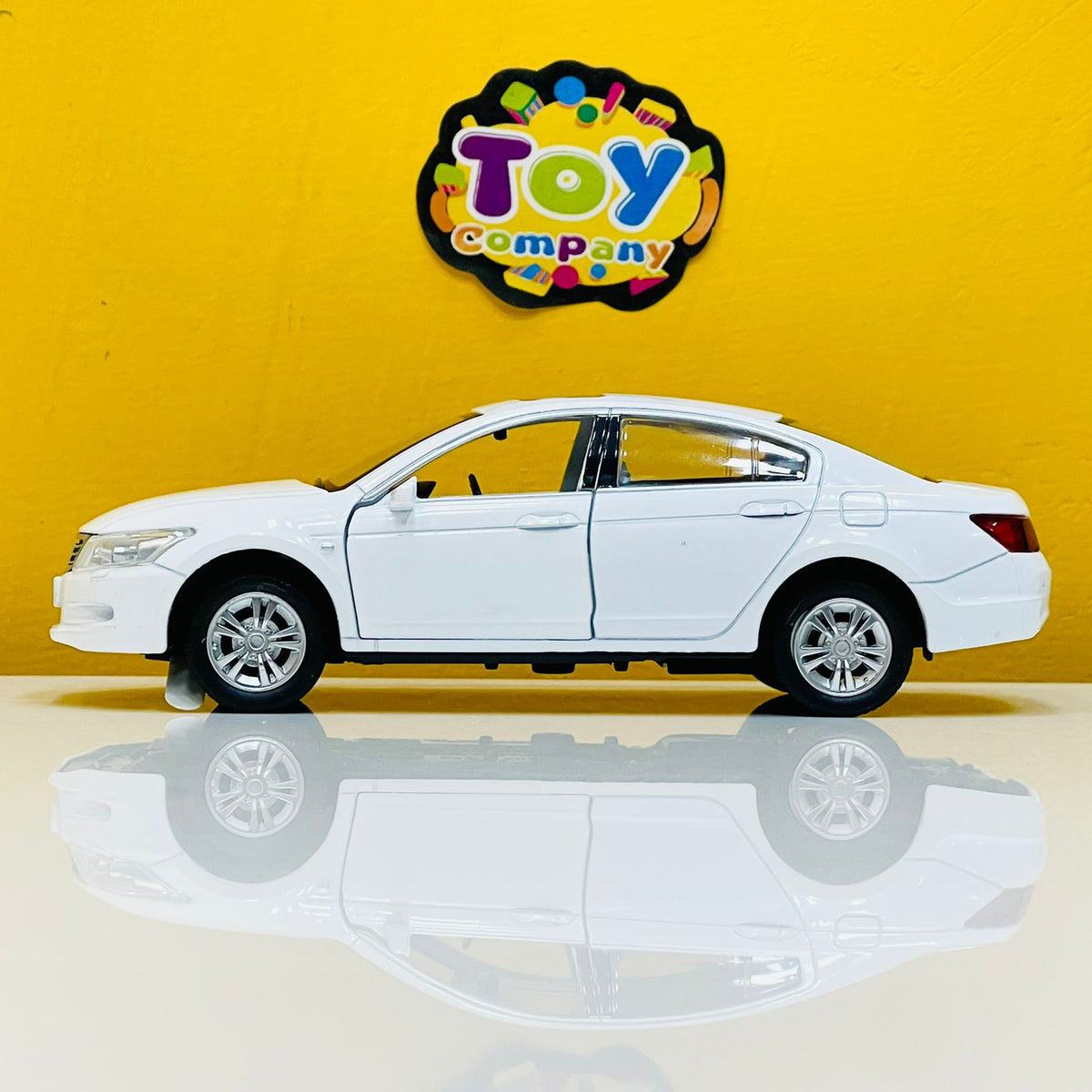 1:32 Diecast Honda Accord - Licensed Model