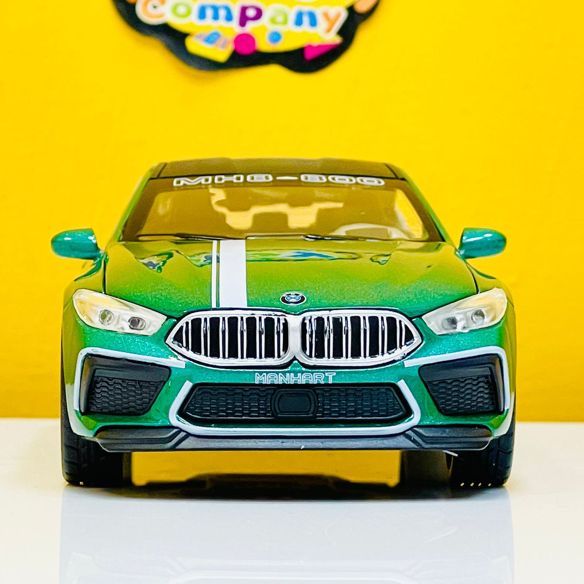 1:32 MANHART Diecast BMW M8 - Printed