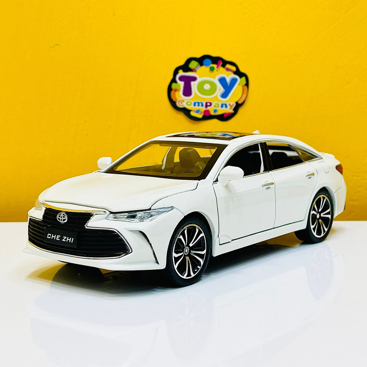 1:24 Diecast Toyota Avalon Model Car