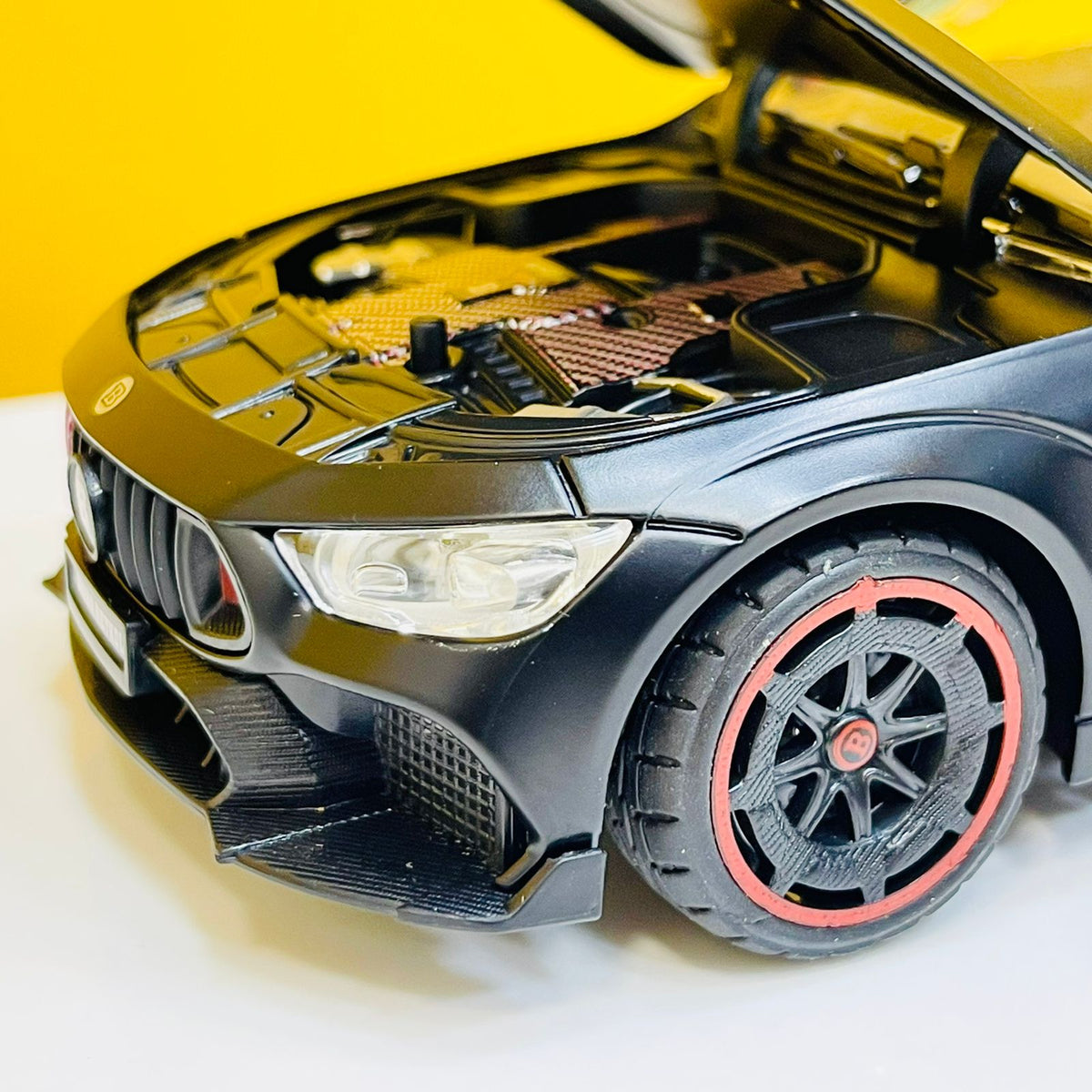 1:24 Diecast Brabus 900 AMG Model Car