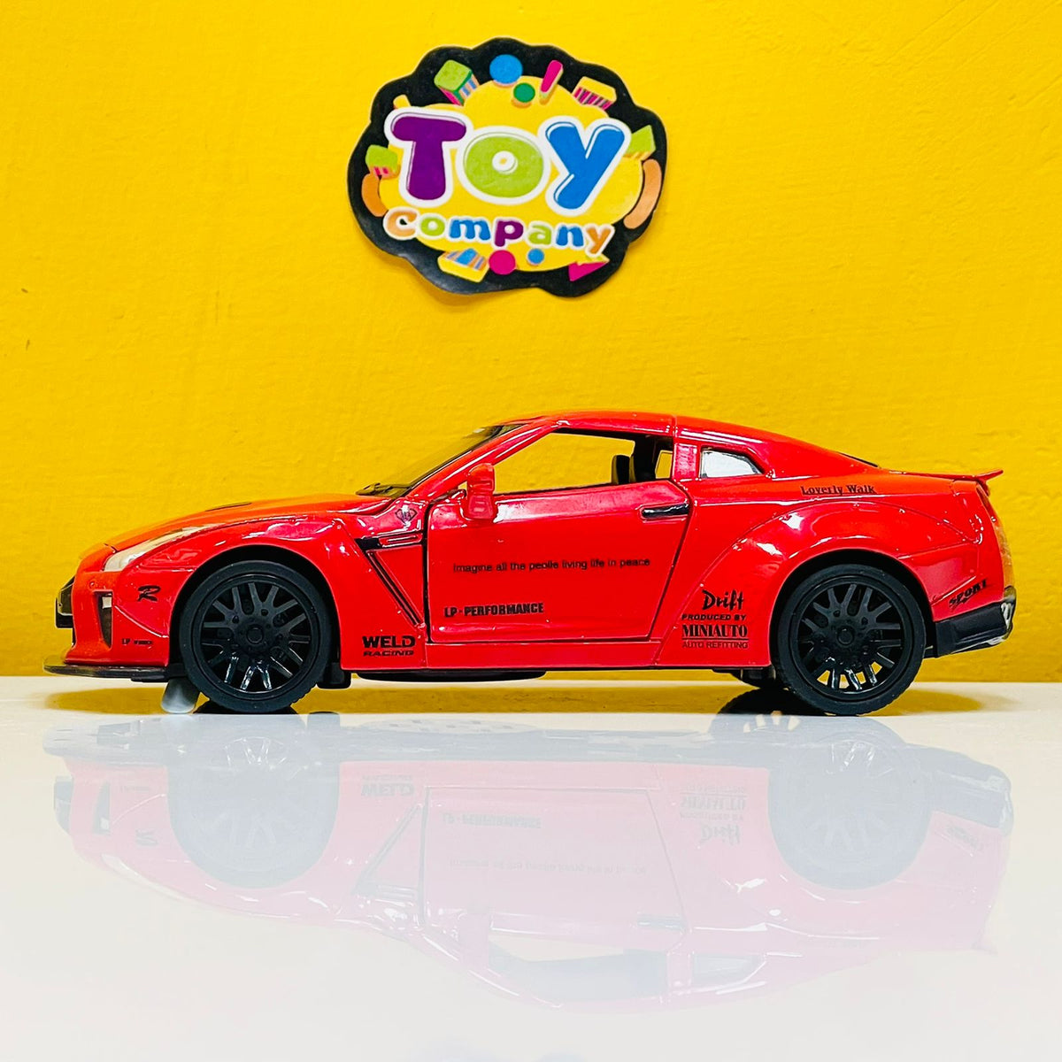 1:32 Diecast Nissan GTR NISMO