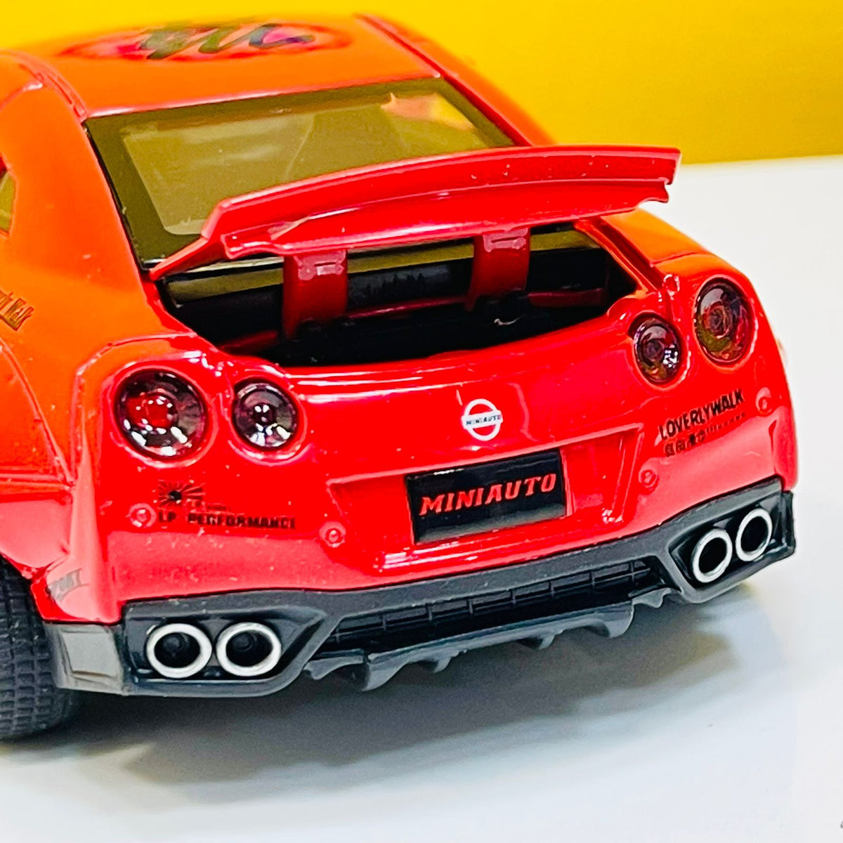 1:32 Diecast Nissan GTR NISMO