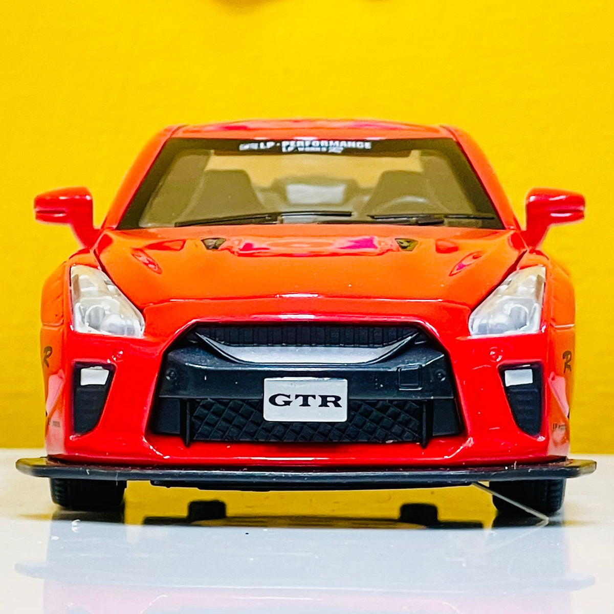 1:32 Diecast Nissan GTR NISMO