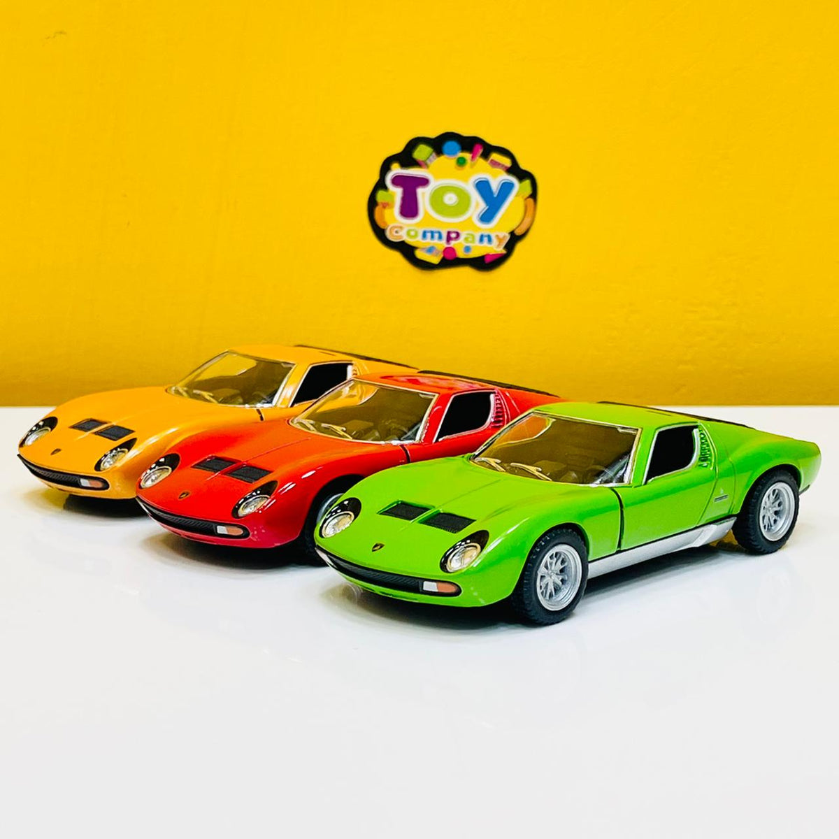Kinsmart 1:34 1971 Lamborghini Miura P400 SV