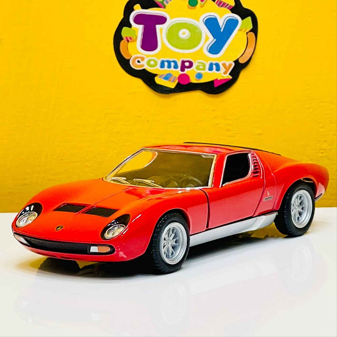 Kinsmart 1:34 1971 Lamborghini Miura P400 SV