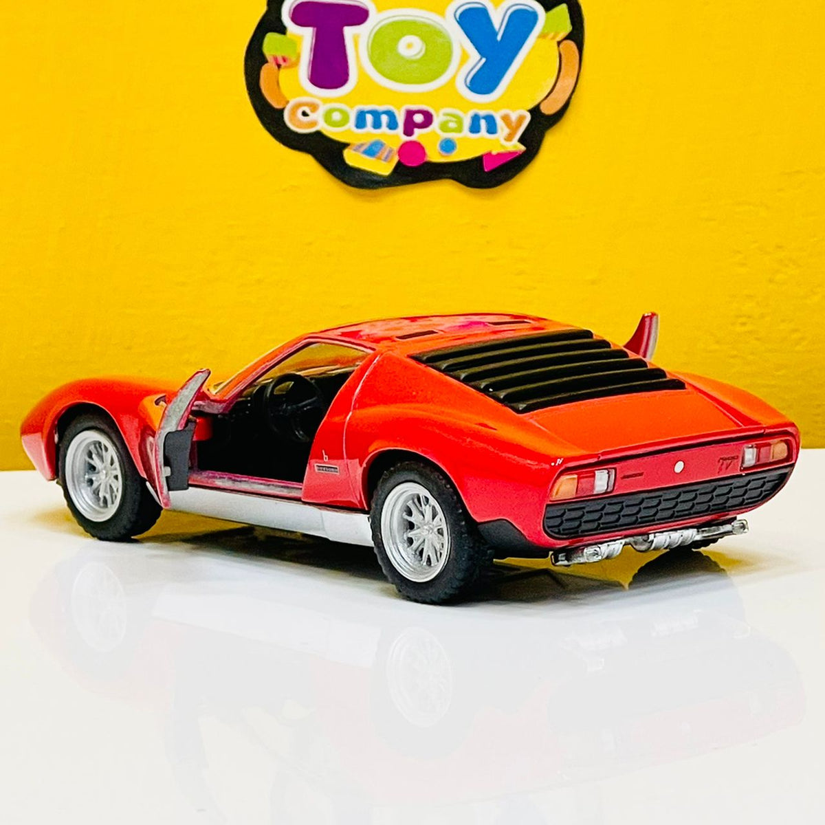 Kinsmart 1:34 1971 Lamborghini Miura P400 SV