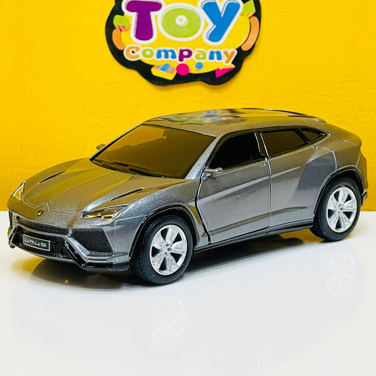 Kinsmart 1:38 Lamborghini Urus
