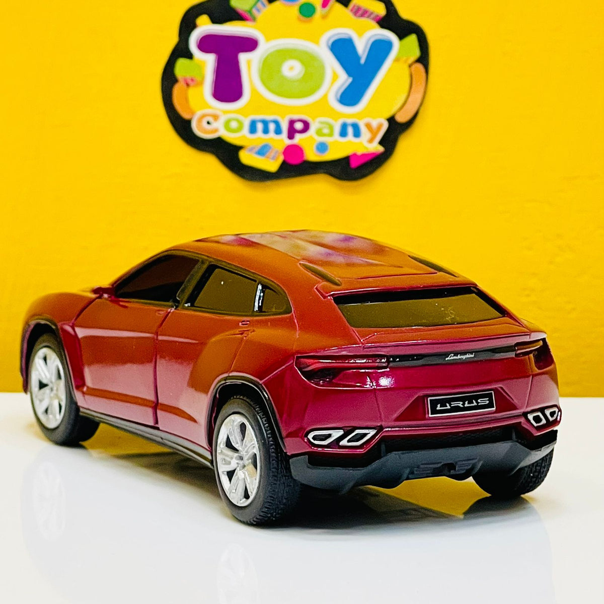 Kinsmart 1:38 Lamborghini Urus