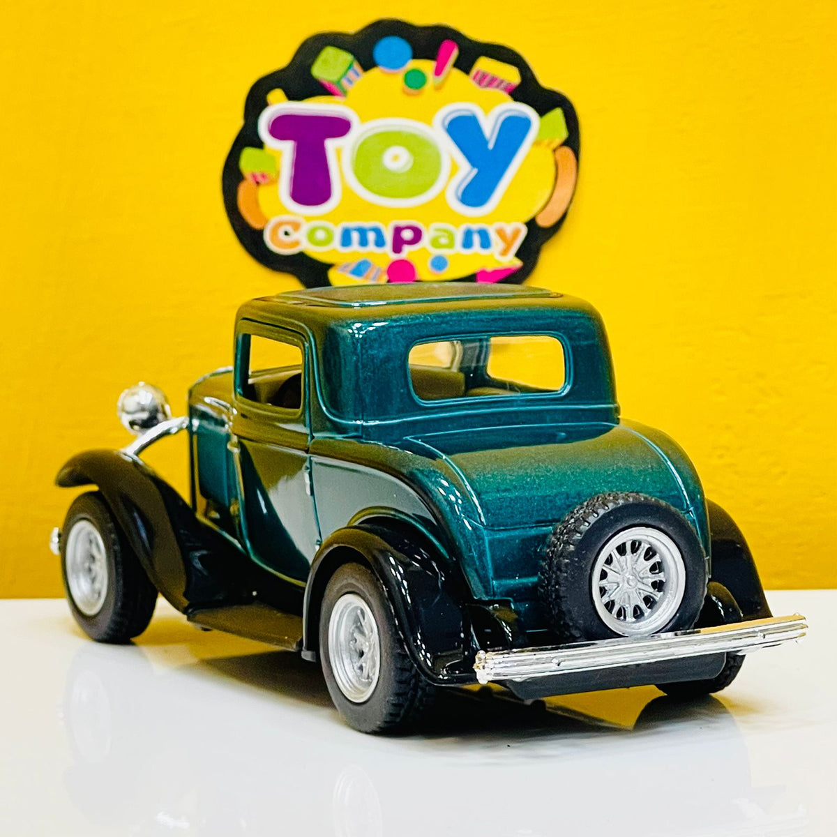 Kinsmart 1:34 1932 Ford-3 Window Coupe