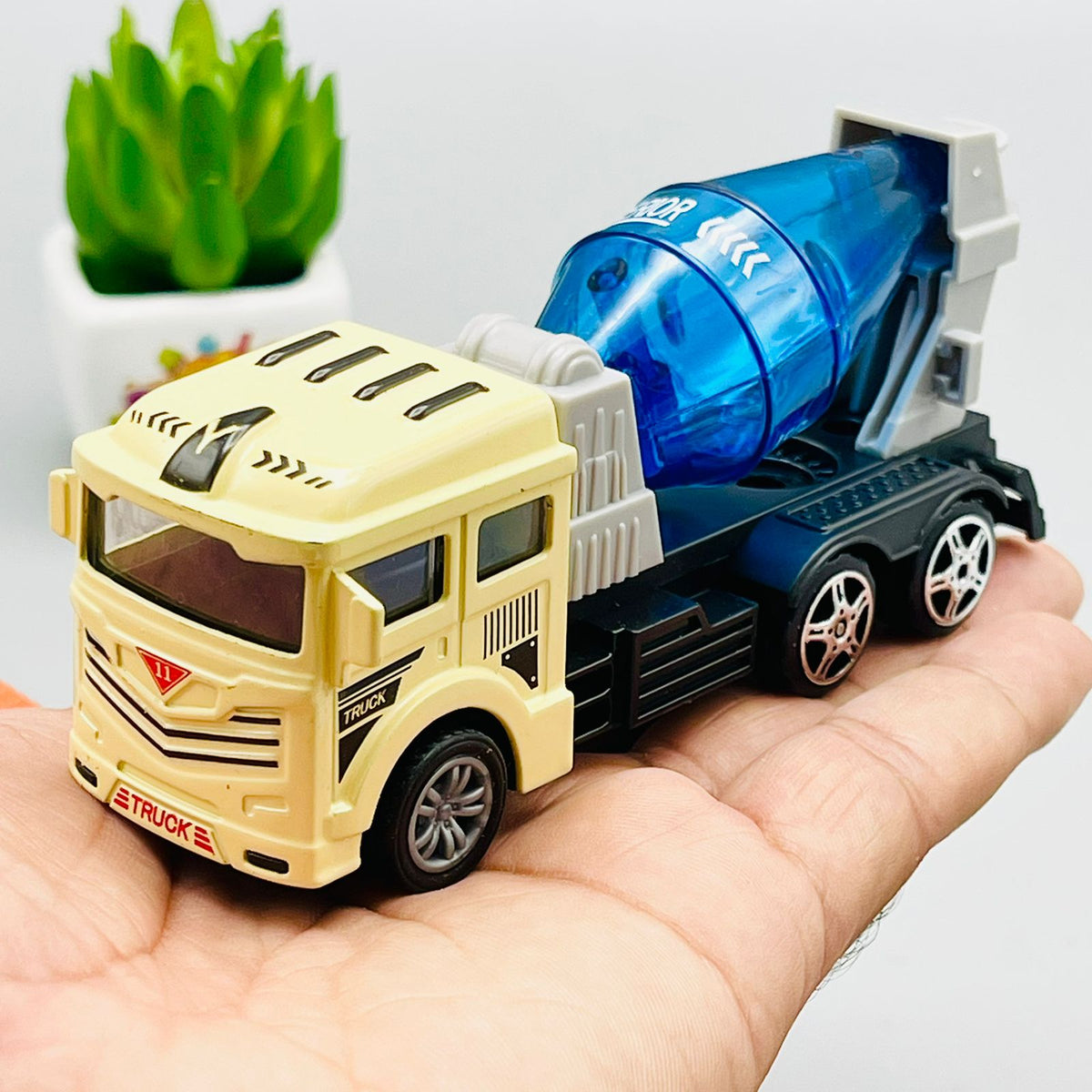 1pc Diecast Metal Construction Truck - Assortment
