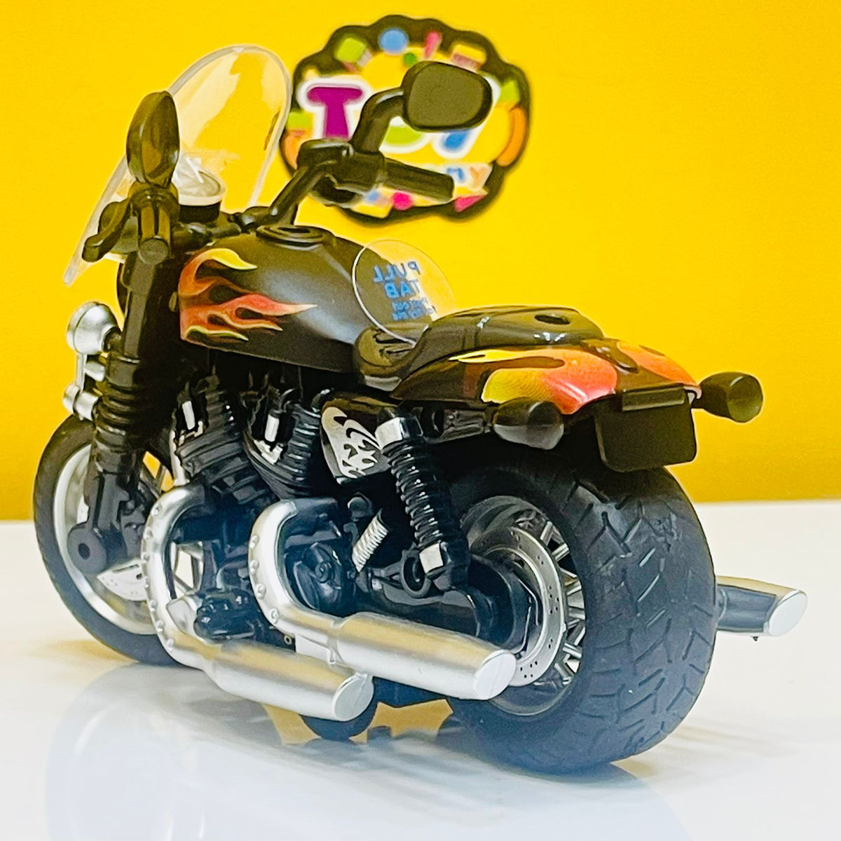 1:12 Classic Diecast Metal Bike with Front Glass