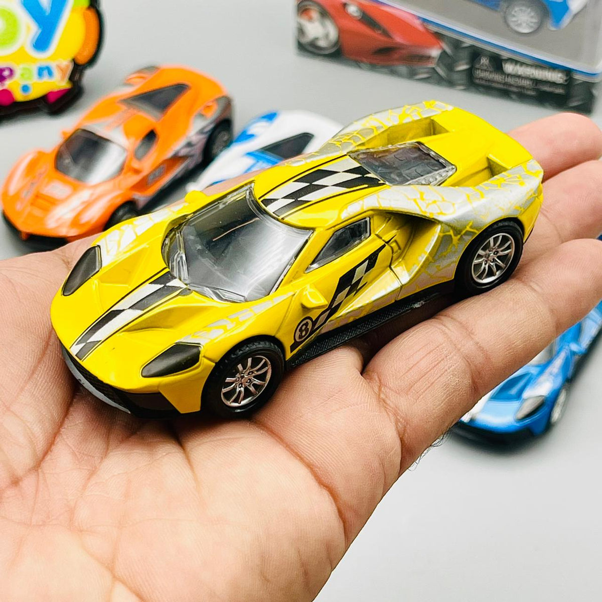 Diecast 1:43 Scale Pack of 4 Metal Cars