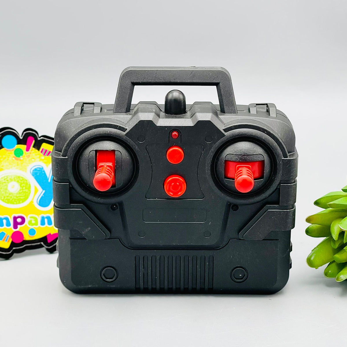 High-Speed Remote Control Spray Runner