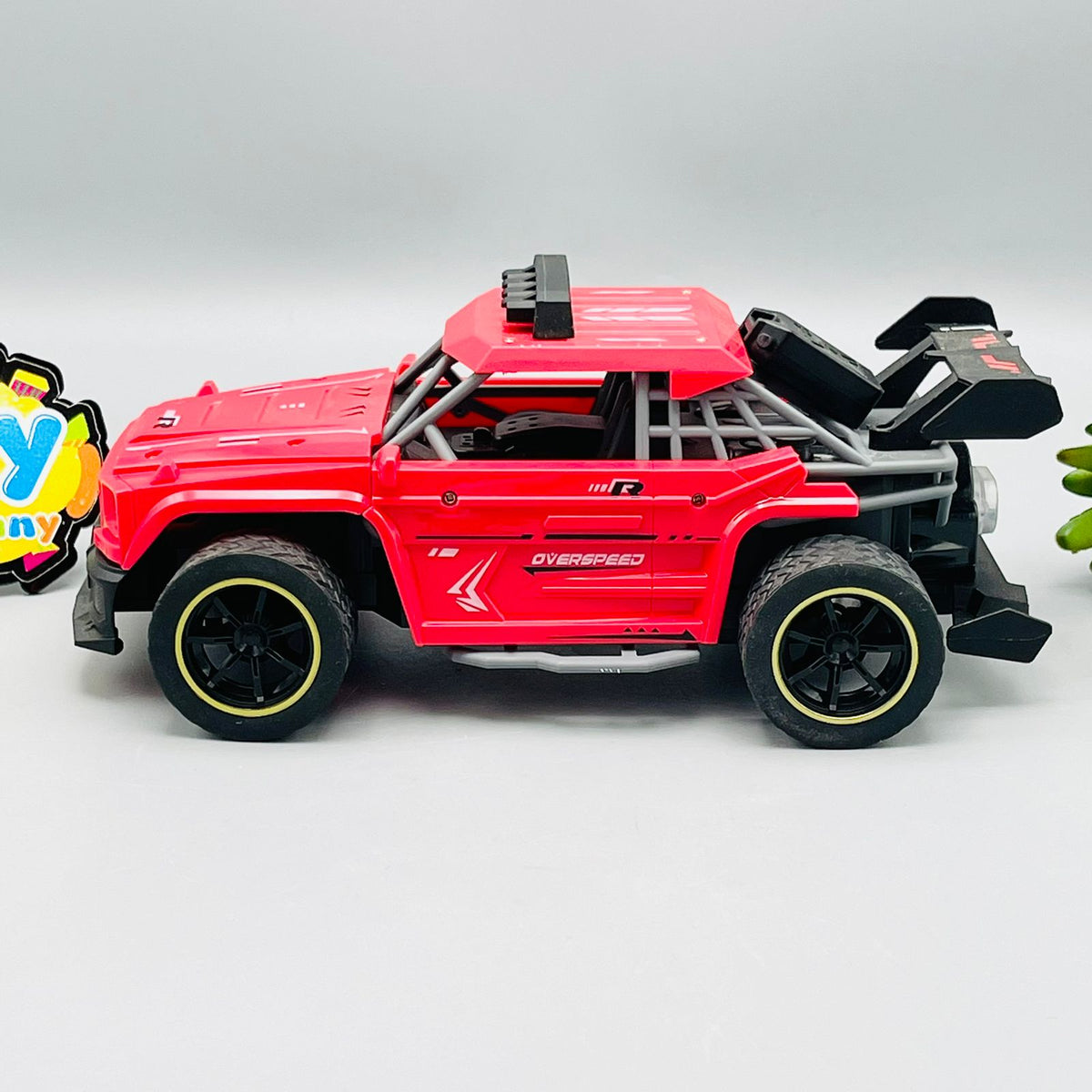 High-Speed Remote Control Spray Runner