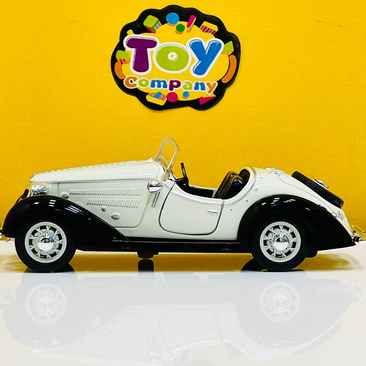 1936 1:32 Diecast Audi Wanderer W25K Roadster