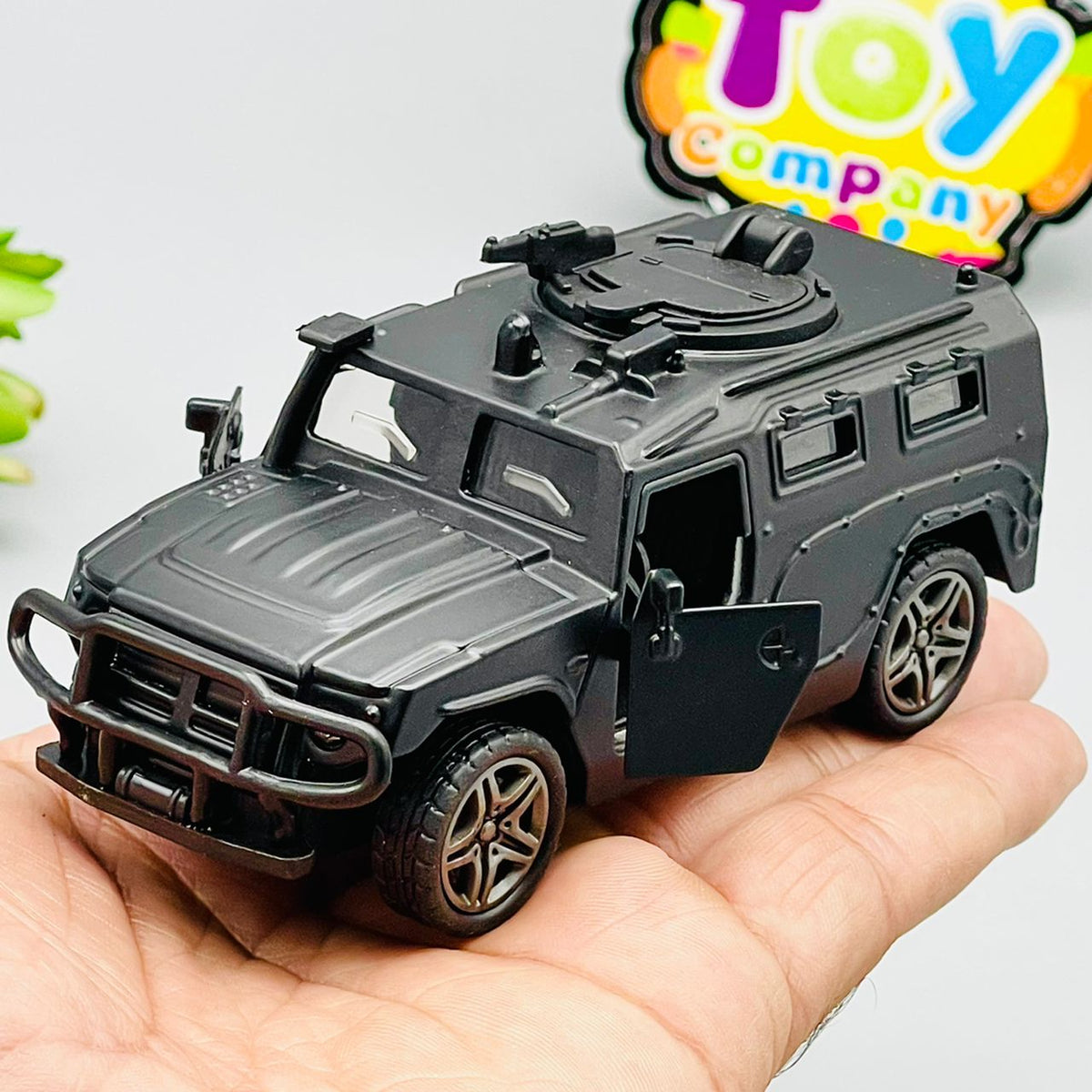 1:36 Diecast Russian Armored Car