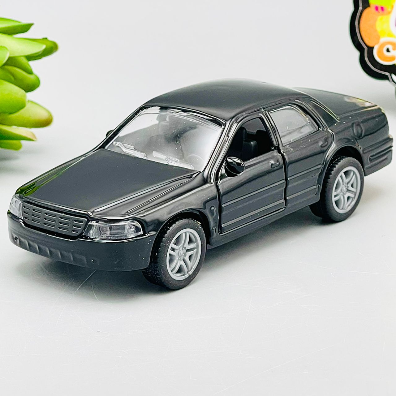 1:36 Diecast Model Car