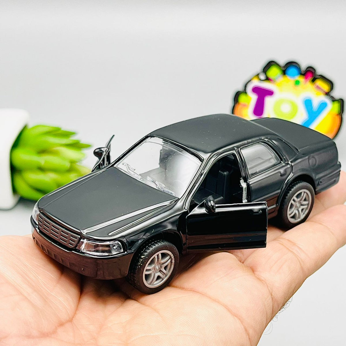 1:36 Diecast Model Car