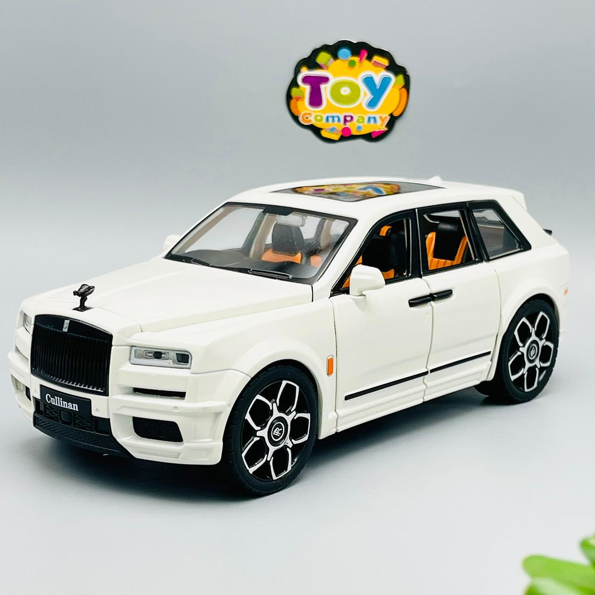 1:20 Premium Diecast Rolls Royce Cullinan