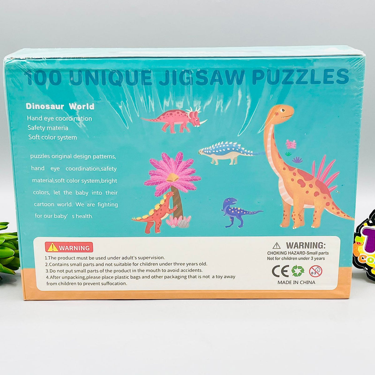 Dinosaur World 100 Pieces Jigsaw Puzzle