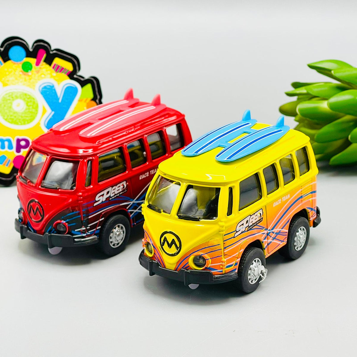 1:36 Diecast Volkswagen Bus Toy