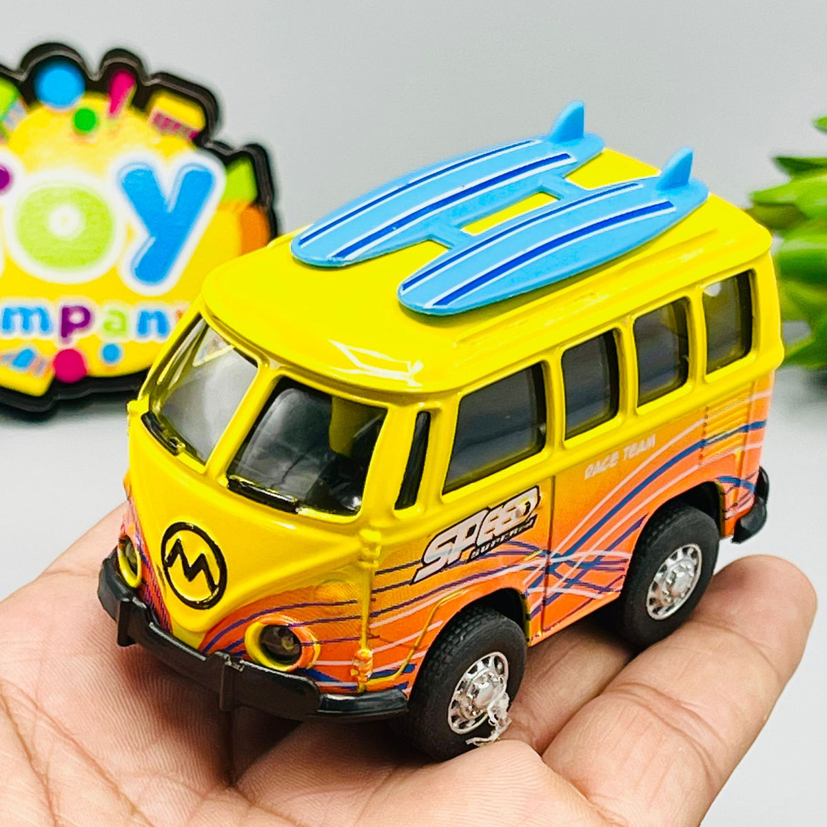 1:36 Diecast Volkswagen Bus Toy