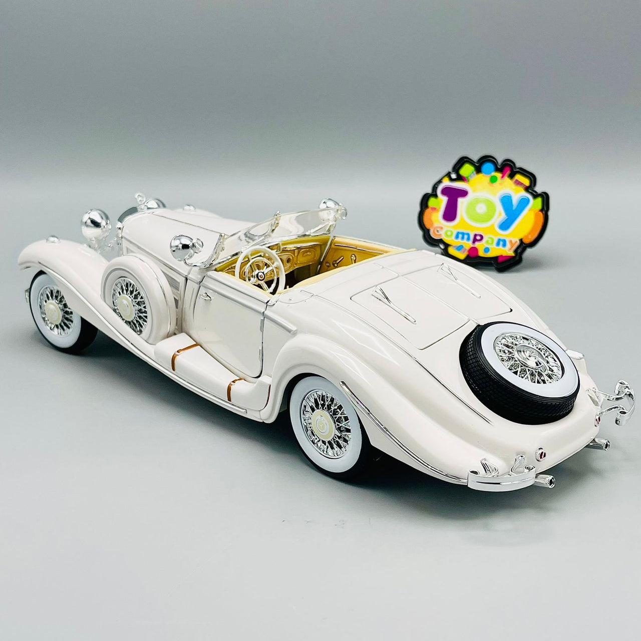 Maisto 1:18 Premier Edition 1936 Mercedez K Typ Specialroadster