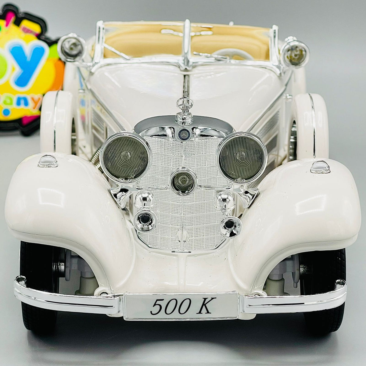 Maisto 1:18 Premier Edition 1936 Mercedez K Typ Specialroadster