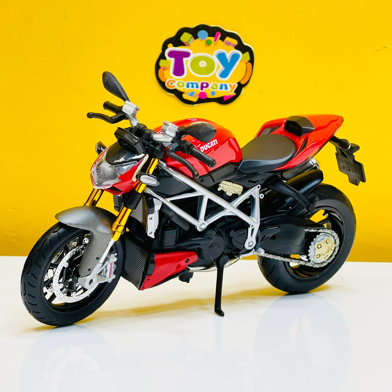 Maisto Diecast 1:12 Ducati Streetfighter-S Model Bike