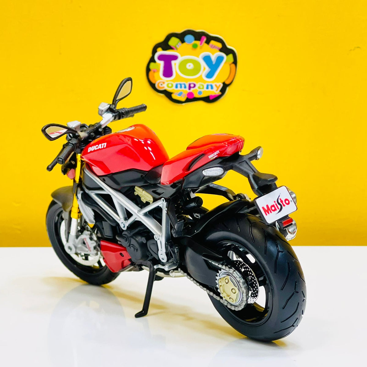 Maisto Diecast 1:12 Ducati Streetfighter-S Model Bike