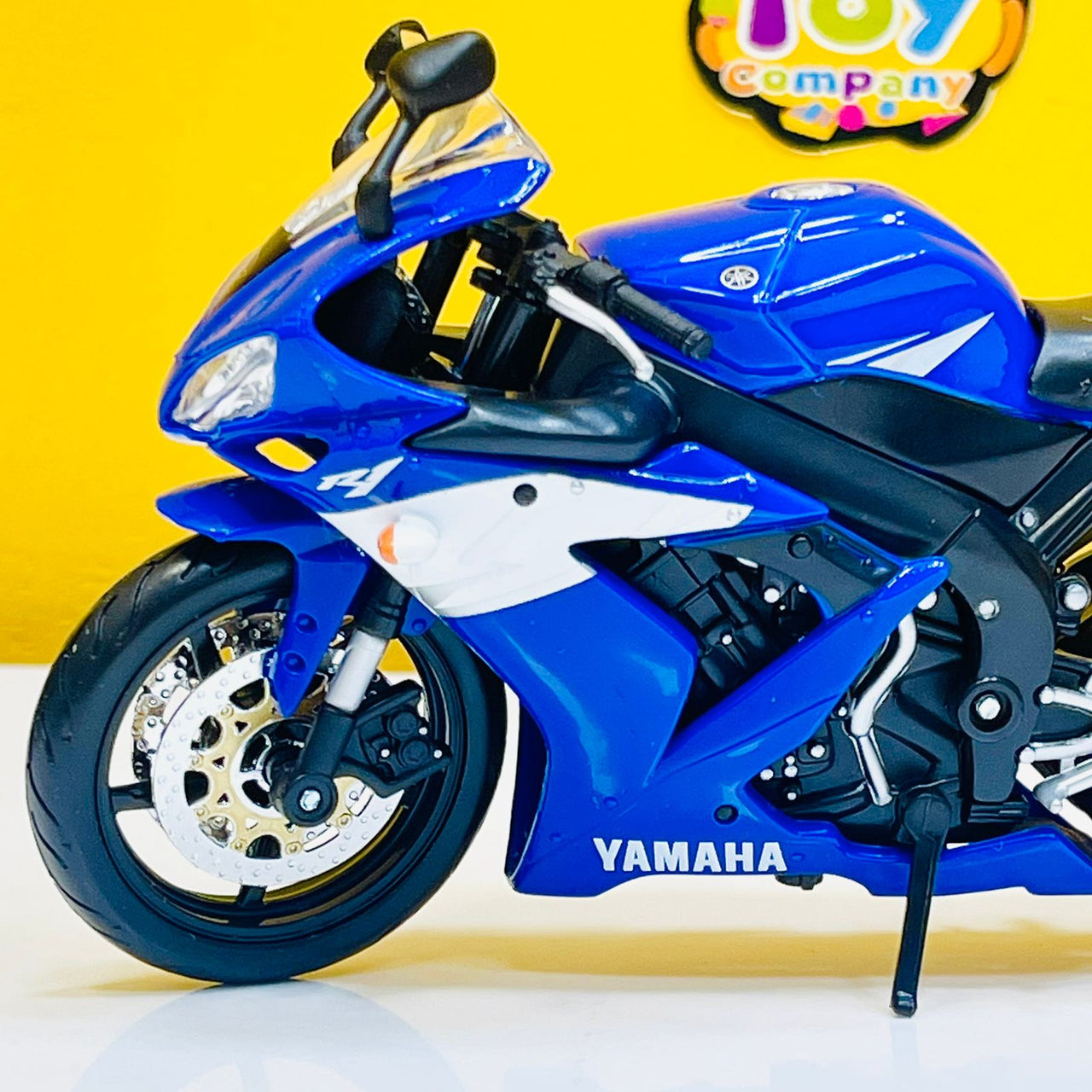 Maisto Diecast 1:12 Yamaha YZF-R1 Model Bike