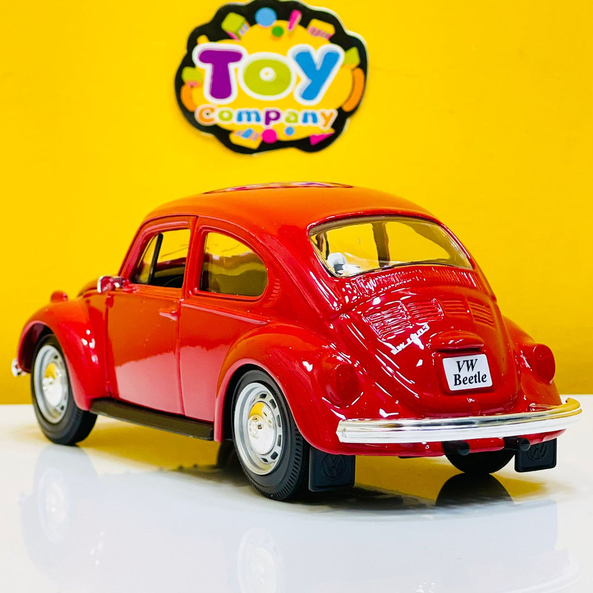 Maisto 1:24 Volkswagen Beetle Model Car