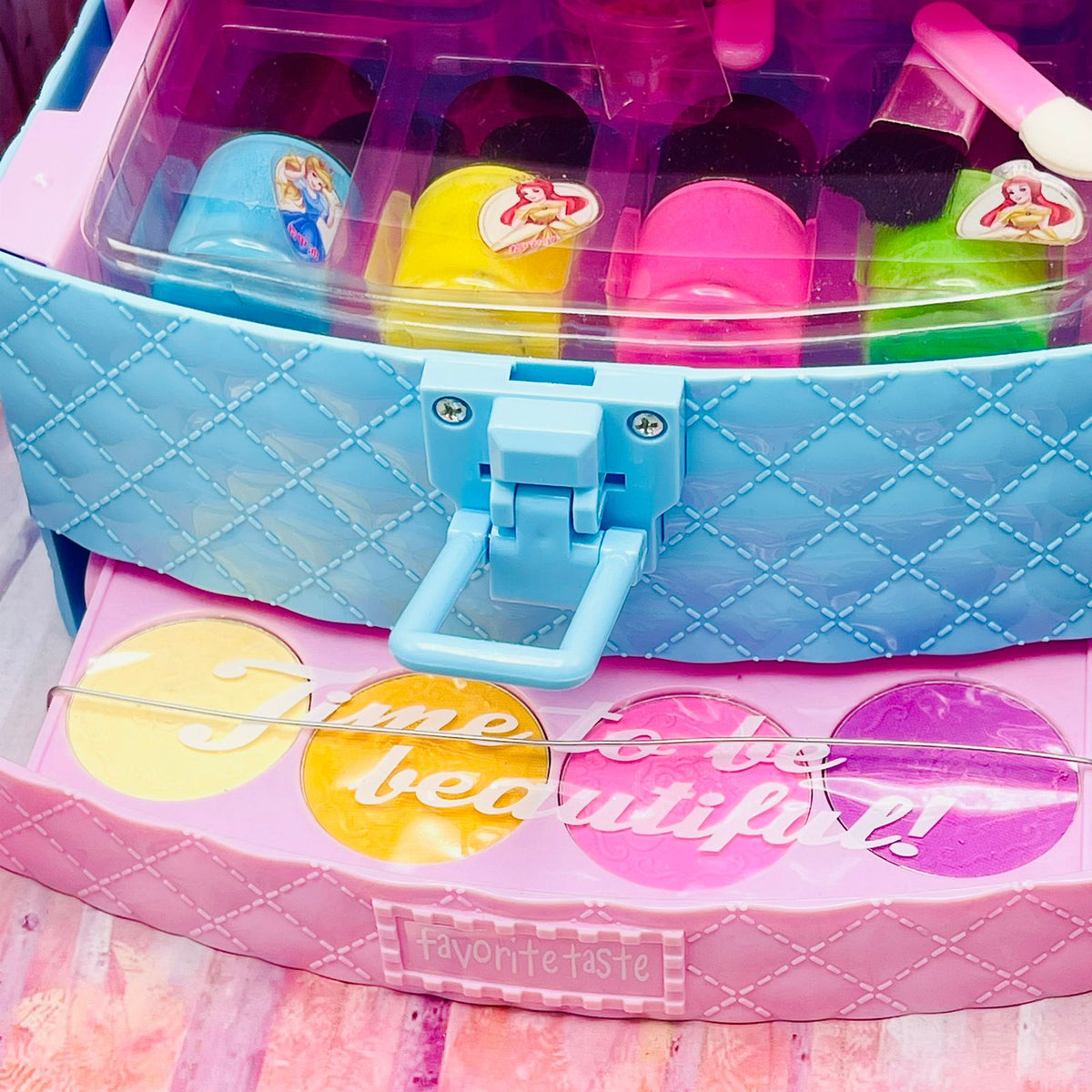 Frozen II Pretend Makeup Set