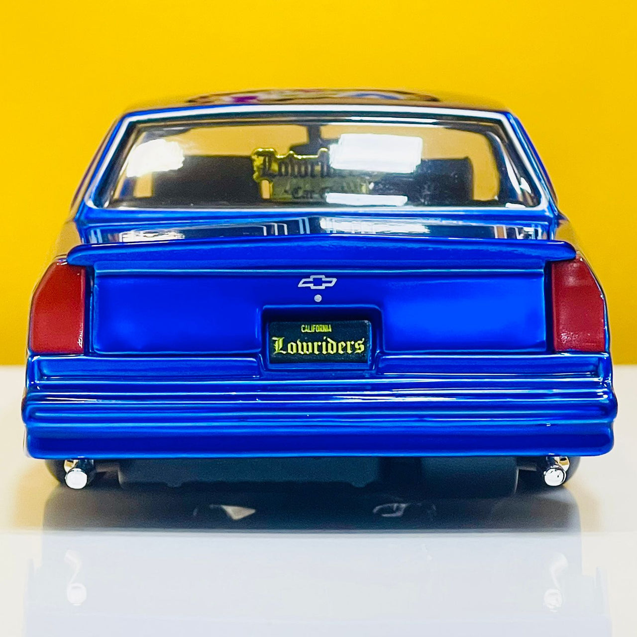 Maisto 1:24 Modified1986 Chevrolet MONTE CARLO SS