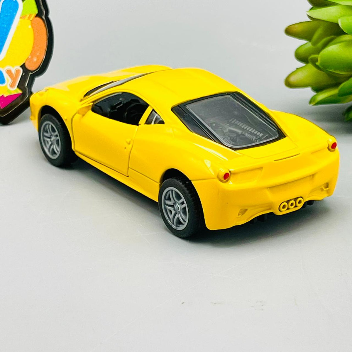 1:32 Diecast Model Car