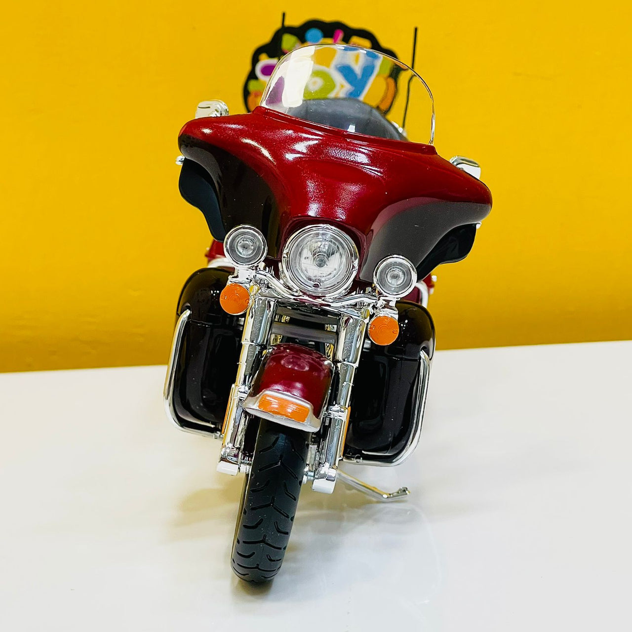 1:12 Harley Davidson 2013 FLHTK Electra Glide Ultra - Limited