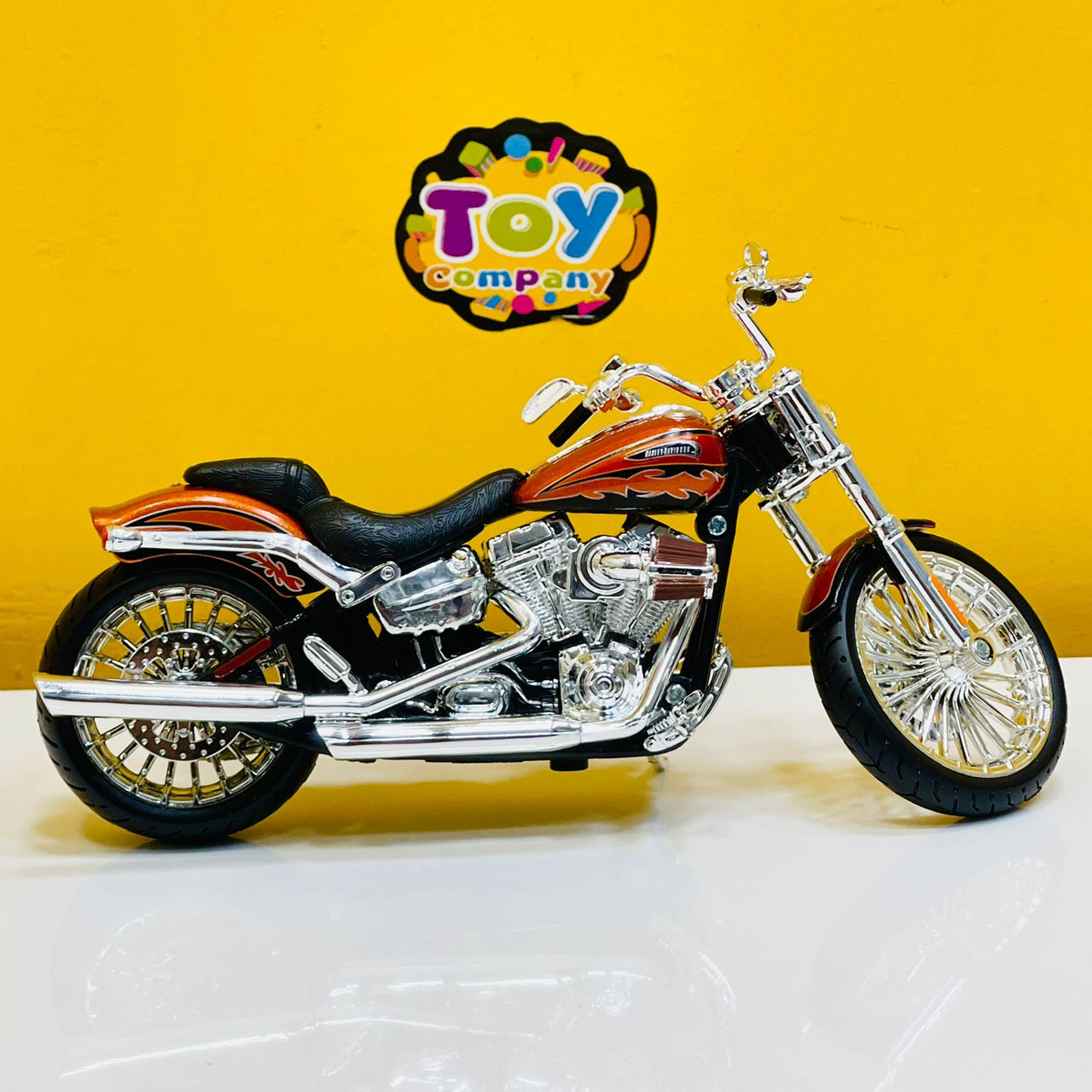 Maisto 1:12 Harley Davidson 2014 CVO Breakout