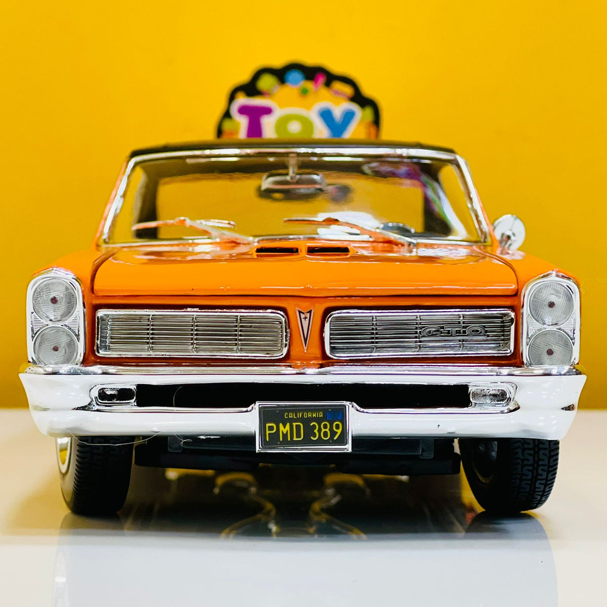 Maisto 1:18 1965 Pontiac GTO