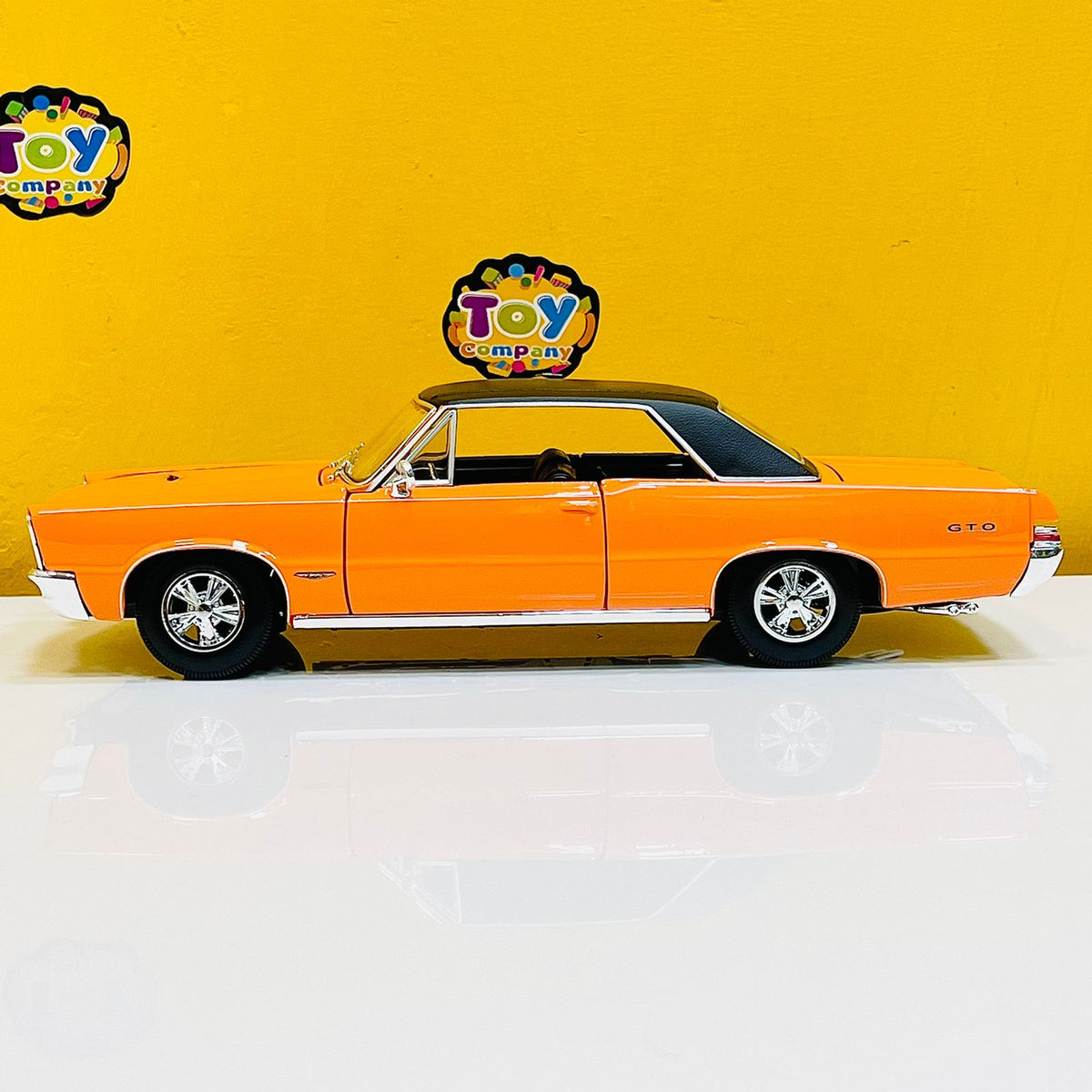 Maisto 1:18 1965 Pontiac GTO