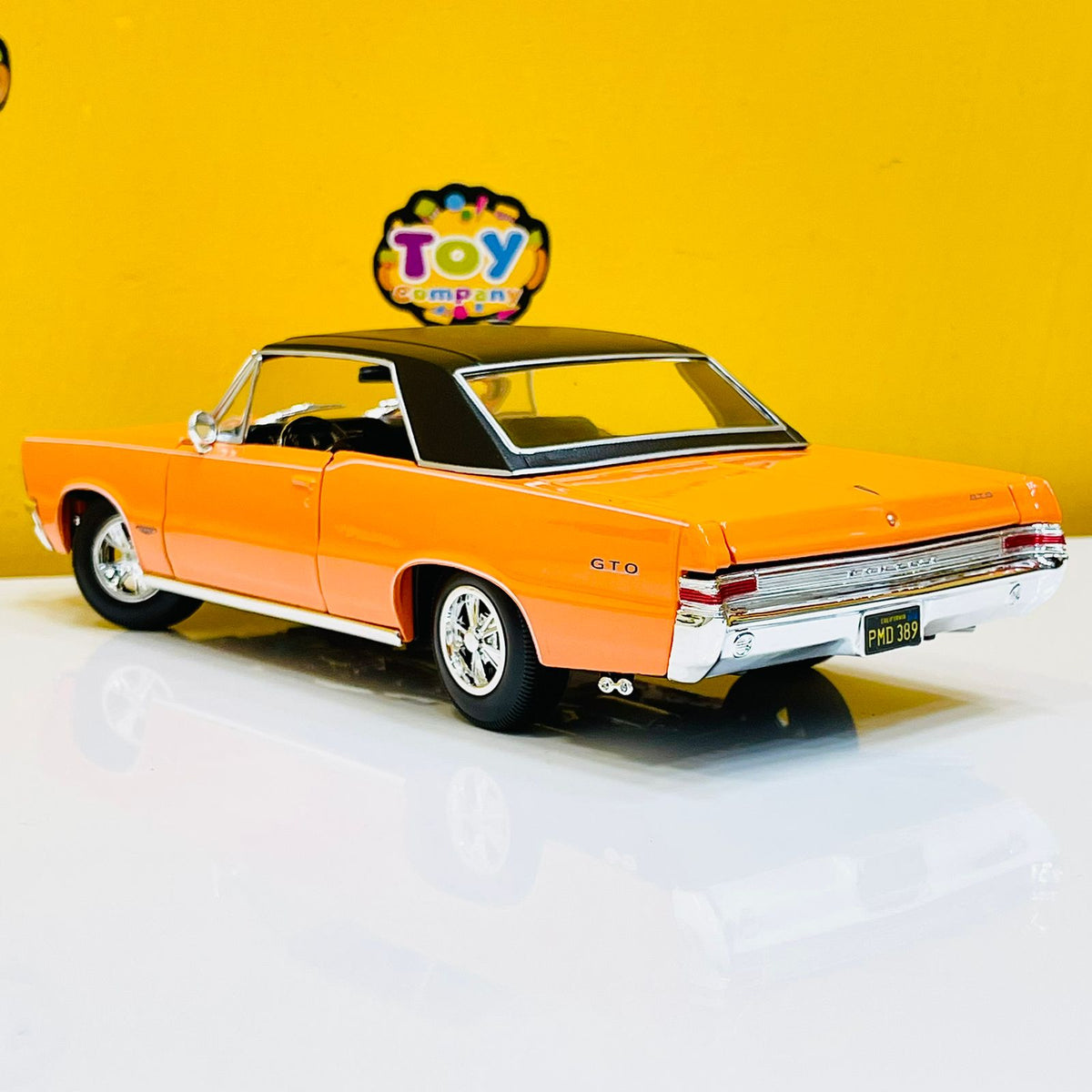 Maisto 1:18 1965 Pontiac GTO