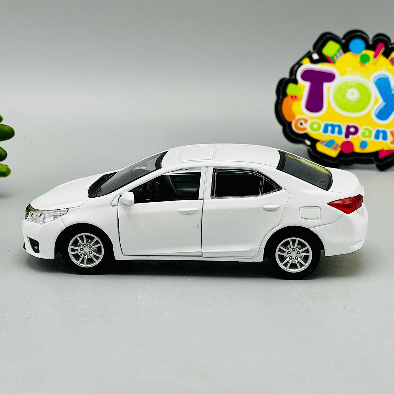 1:36 Diecast Metal Toyota Corolla Grande