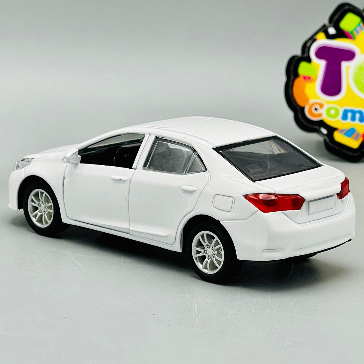 1:36 Diecast Metal Toyota Corolla Grande