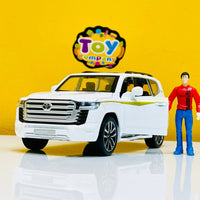 1:32 Diecast Land Cruiser LC300 With Miniature